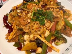 -拿渡·水煮鱼麻辣香锅(王府井奥莱·香江小镇店)