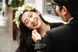 -雪中彩影婚纱摄影·微光艺术中心