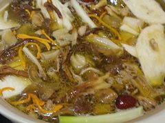 -野菌园·野生菌火锅首创第一家(关兴路总店)