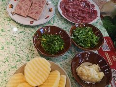 -鸿姐老火锅(疁城新天地店)