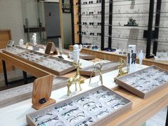 -无界眼镜MaxLess(滨江星光大道店)