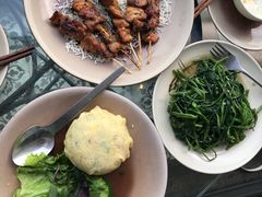 -Cau Go Vietnamese Cuisine