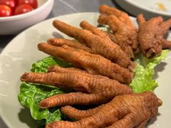 蒜香凤爪-故里和山·成都火锅(欢乐港湾店)