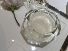 -燕庭·纯燕窝·甜品下午茶(南京西路店)