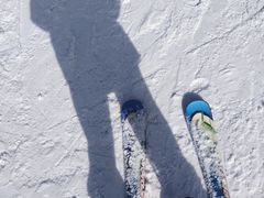 -采薇庄园四季滑雪场
