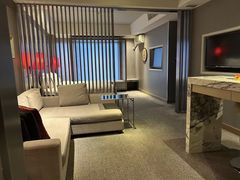 -榛悦隆堡成都酒店(春熙路太古里店)