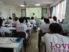 -爱月宝月嫂·育儿嫂(哈尔滨总店)