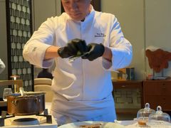 -运·中餐厅(成都华尔道夫酒店)