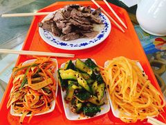 -吾穆勒蓬灰牛肉面·清真(北滨河中路店)