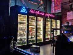 -UP嘻哈酒吧(粉巢店)