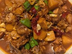 -俭寨大盘鸡·手抓肉·烧烤新疆菜(乌苏路店)