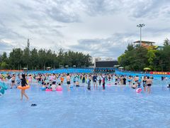 -欢乐水魔方水世界