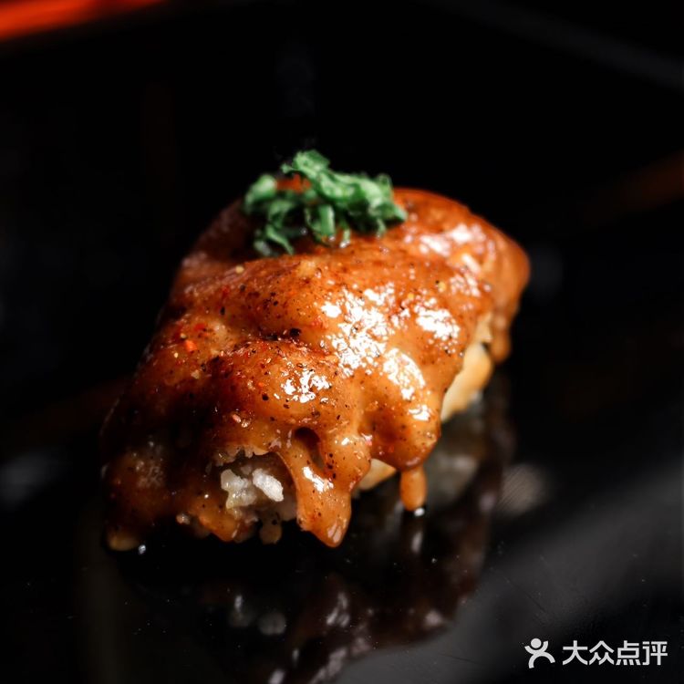 北京还是太超前了,我居然吃到了麻婆豆腐寿司!