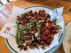 -虹海圣肉饼店家常菜馆