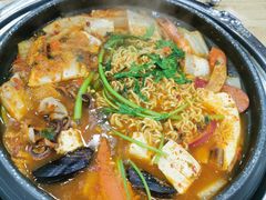 西式韩国部队火锅-牛信亭韩国料理·炭火烤肉(紫藤路店)