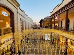 -王府井奥莱临潼小镇(临潼店)