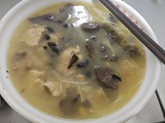 -文山荷鲜居(翠湖店)