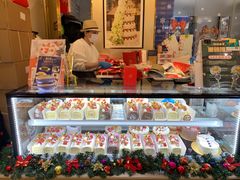 -花花卷卷·鲜食蛋糕(静安久光百货店)