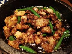酱爆石锅蛙-绿茶餐厅(王府井永宁门店)