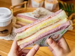 -顶香居(万通店)