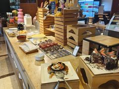 -大中华希尔顿酒店-念自助餐·嗨啤·小龙虾
