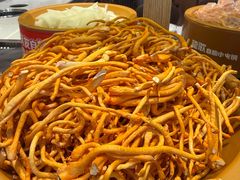 -龍歌自助小火锅(市南金茂湾店)