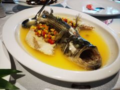 -彩云天云南餐厅