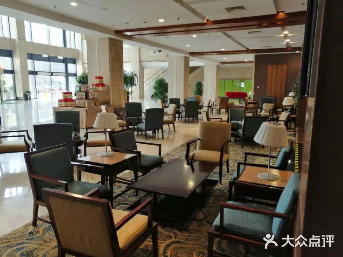 北京中成天坛假日酒店·穹宇咖啡厅大堂图片