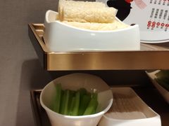 -海底捞火锅(高新万达店)