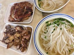 -香辉食馆(新兴路店)