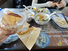 -长人馄饨铺(解放街店)