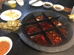 -重庆德庄火锅(体育中心店)