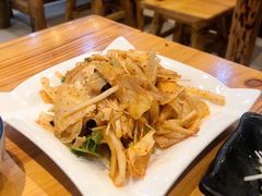 凉拌牛板筋-张记焖窑·十五年专注焖烤(雍和宫店)