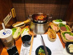 牛油红锅-独食火锅·半米屋台(直营总店)