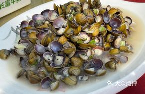 Scallion Oil Clams