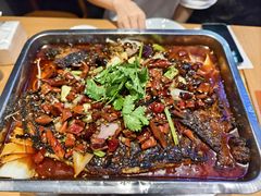 -干老庆贵州留一手烤鱼·地摊火锅(财经大学店)