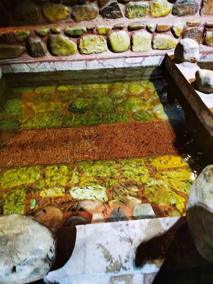 壶山温泉-"壶山温泉位于长治黎城县, 从长治市里出发.