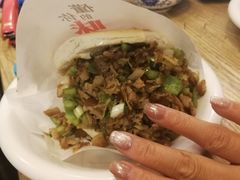 招牌肉夹馍-超级大馍王肉夹馍
