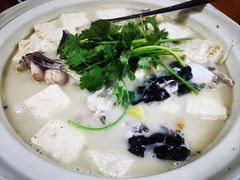 -芦茨金富饭庄·25年老字号·专做稻草鸡