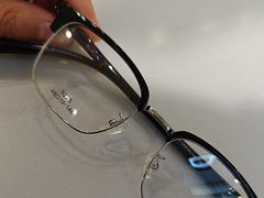 -爱视眸Eyeblling眼镜·依视路·蔡司镜片折扣店(百联南方商城购物中心)