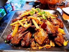 -炉小二铜锅牛蛙•川湘菜(三里屯店)