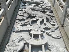 -绳金塔