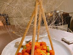 创意鲜果咕噜肉-广州文华东方酒店·江-由辉师傅主理