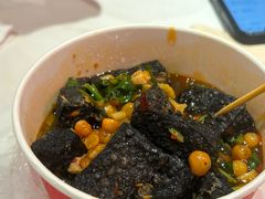 -百联临沂购物中心(临沂路店)