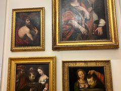 -萨包达美术馆(Palazzo Reale)