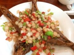 -余杨鸭鸭餐厅