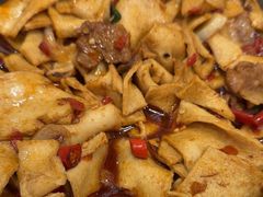 -湖南人家湘菜馆(镇江路店)