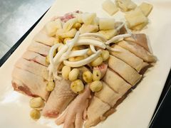 -东椰·海南椰子鸡火锅(朝阳门店)