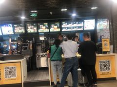 -麦当劳(郑州东高铁站店)