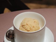板栗冰淇淋-新荣记(南京西路店)